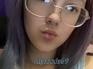 Alyxxxis69