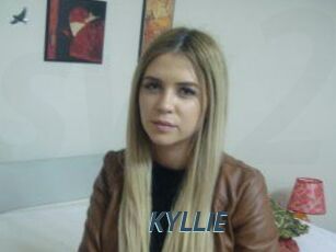 KYLLIE_