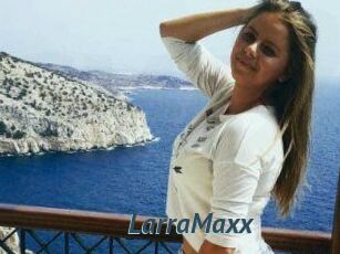 LarraMaxx