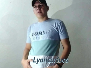 Lyoncuriuos