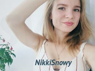 NikkiSnowy